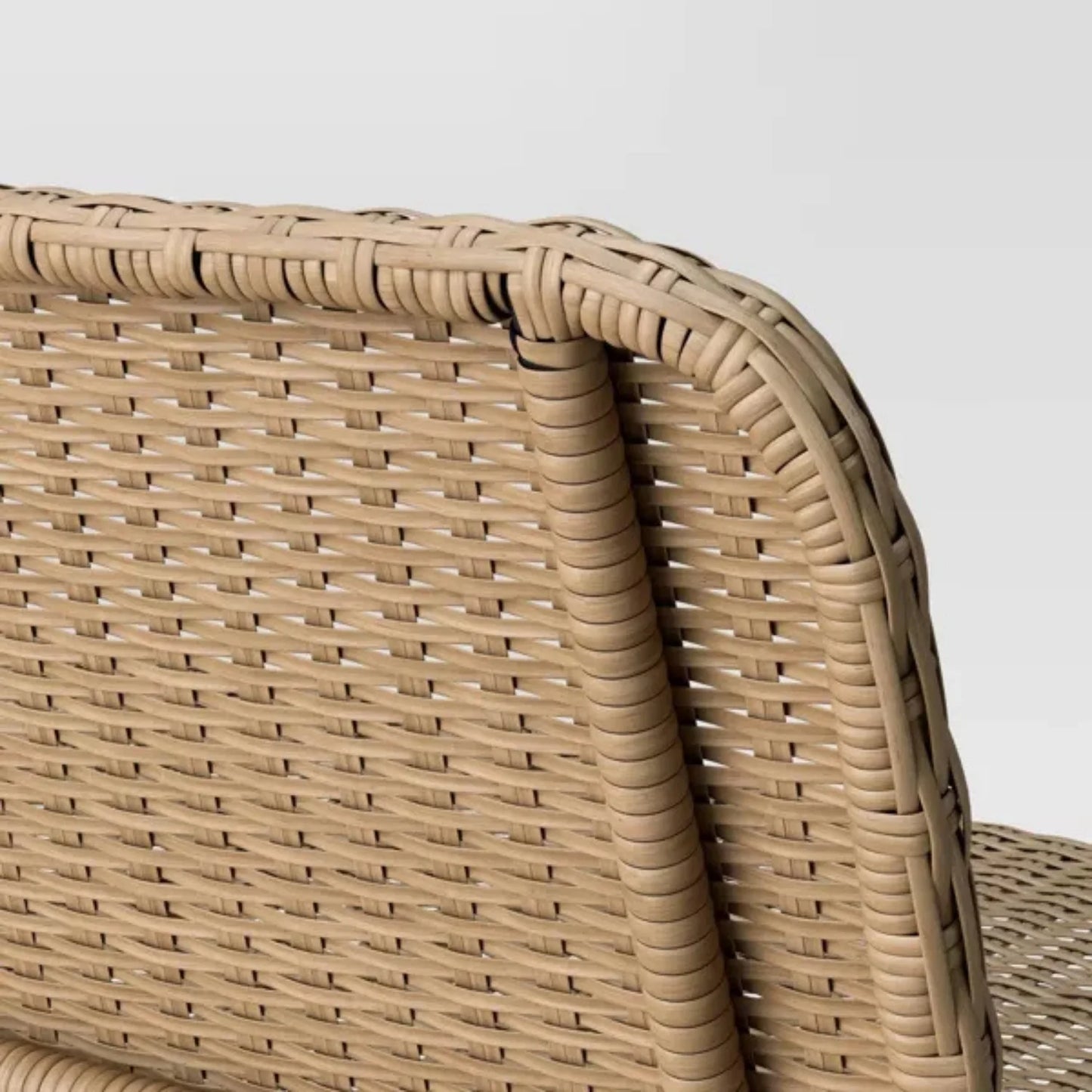 Parineeti 2-Seater Outdoor Garden Rattan Bench With Metal Frames