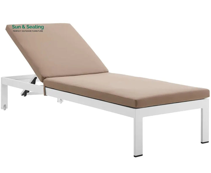 Bright Outdoor Swimming Poolside Lounger With 1 Side Table (White) Brown Loungers