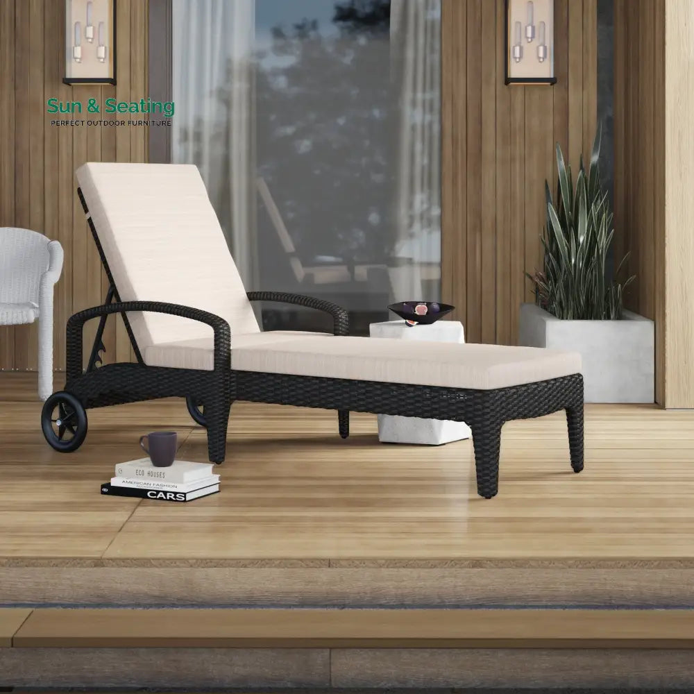 Outdoor Lounger
