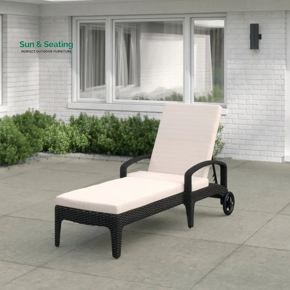 Brisk Outdoor Swimming Poolside Lounger (Black) Loungers