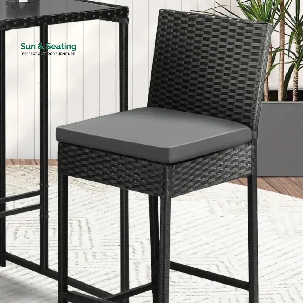 Flor 5-Piece Outdoor Rattan Wicker Bar Set with Glass Top Table Bar Set