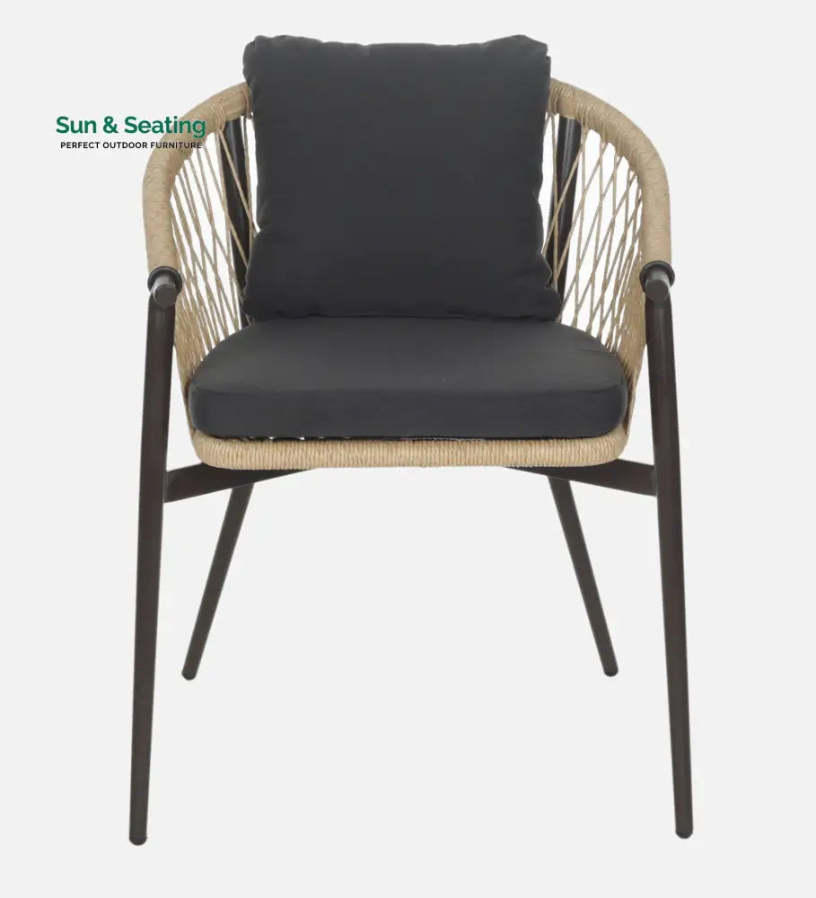 Hall Outdoor Patio Seating Set 4 Chairs and 1 Table Set (Black + Honey) Braided &amp; Rope Dining sets