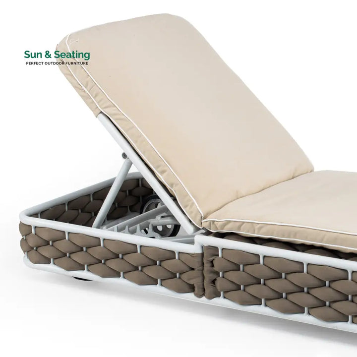 Hola Outdoor Swimming Poolside Lounger (Rope Brown) Loungers
