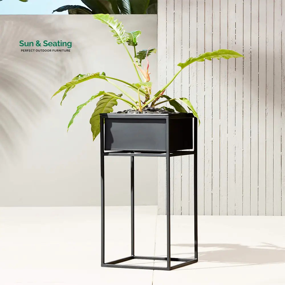Leon Outdoor Metal Planters For Garden Balcony (Black) Planter