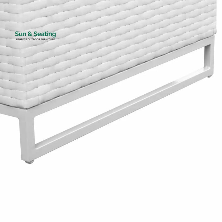 Navi Outdoor Swimming Poolside Lounger With (Set of 2) (White) Loungers