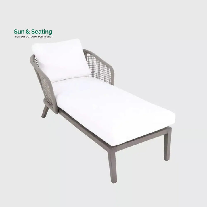 Outdoor Single Seater Patio Daybed with Handwoven Rope Daybed