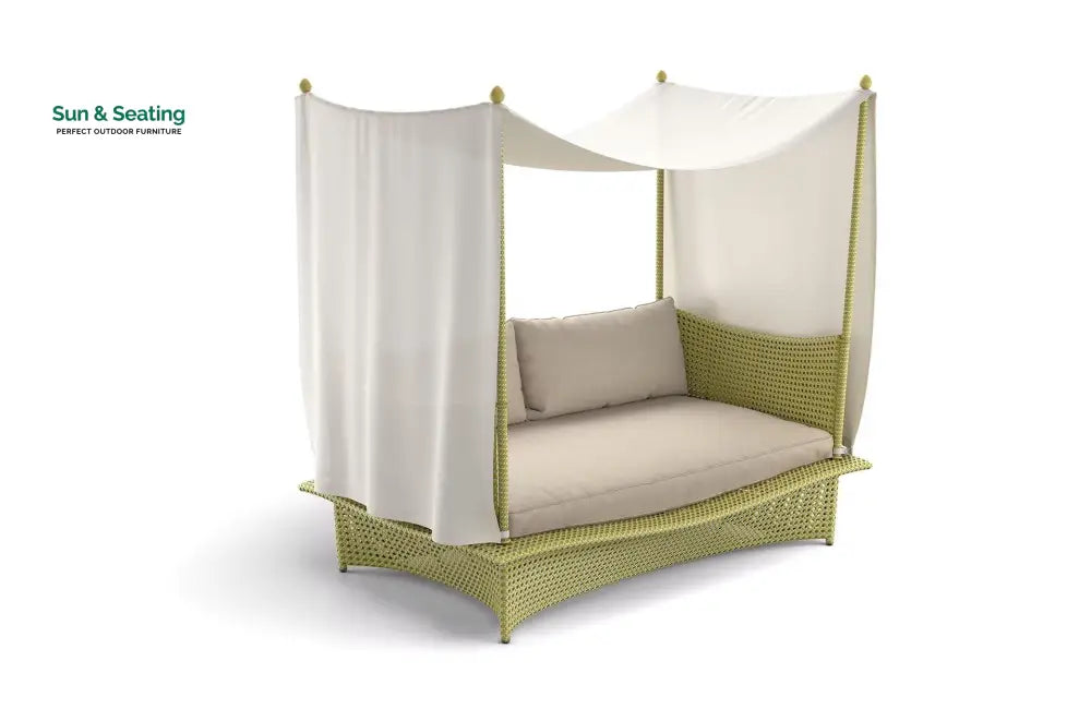 Palermo Outdoor Poolside Sunbed With Cushion Daybed (Green) Sunbed