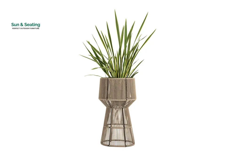 Petit Outdoor Planter For Garden Balcony Braided &amp; Rope Brown Planter
