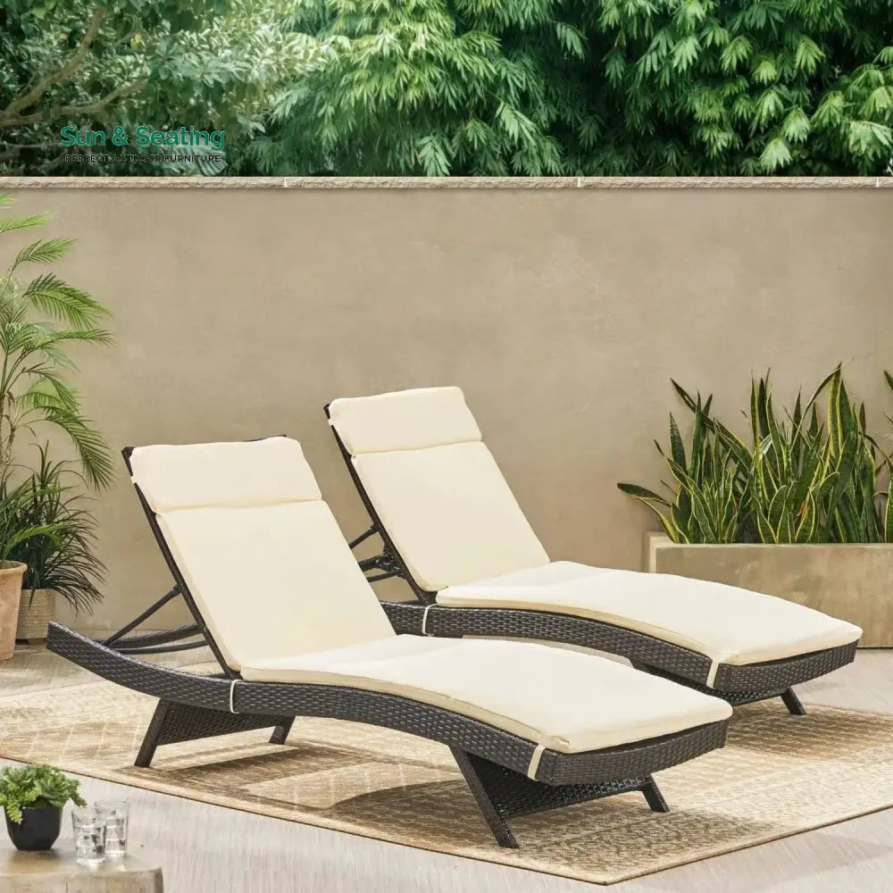 Rong All-Weather Rattan Wicker Outdoor Chaise Lounge Chair Set of 2 Lounger Set