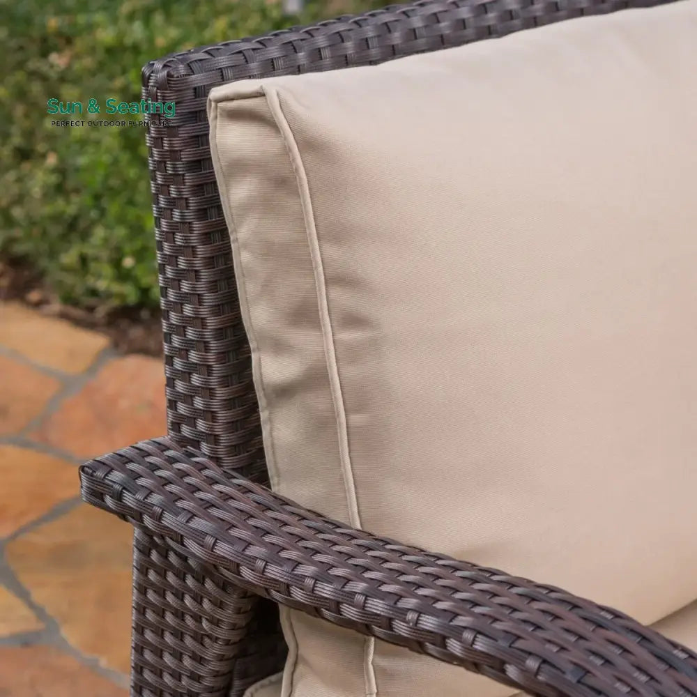 Xenia Outdoor Rattan Wicker 1-Piece Loveseat Sofa Sofa Set