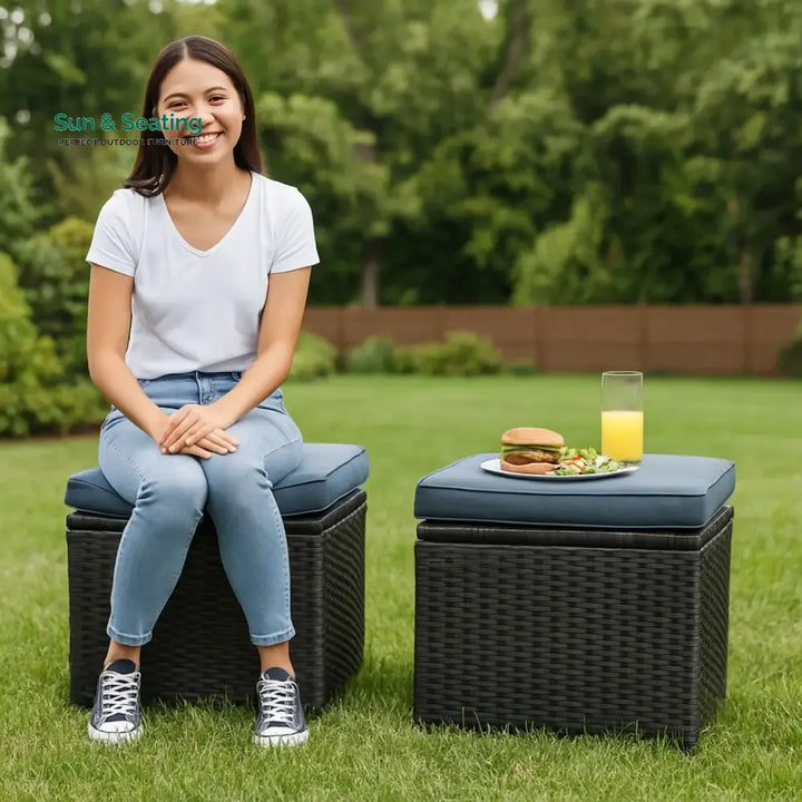 Zuzanna 5-Piece Wicker Patio Conversation Set (Dark Brown/ Cyan Blue) Sofa Set